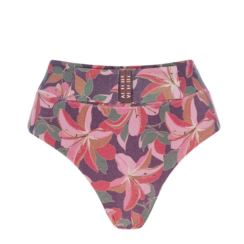 Vetchy Bikini Lily Set - Picture 3 of 11